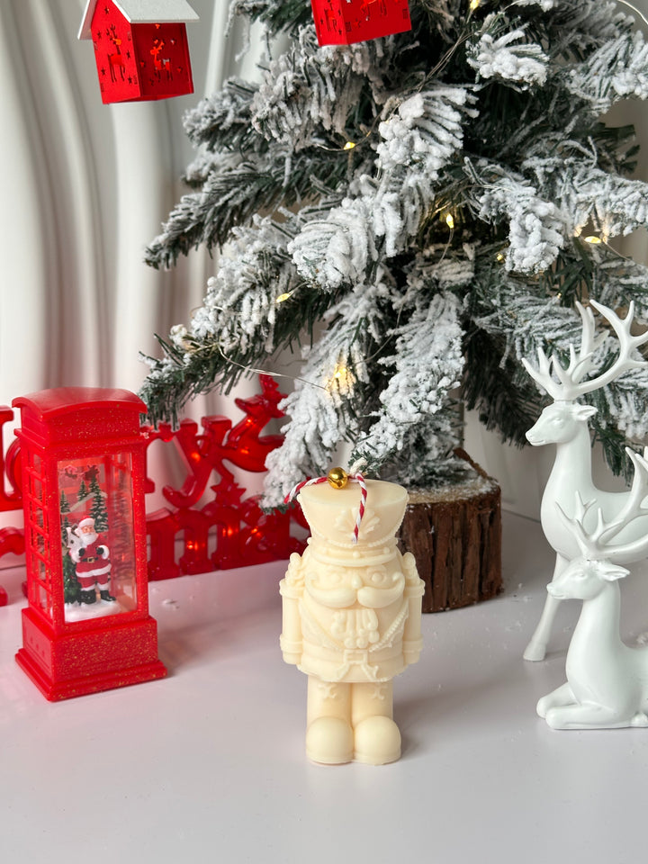 BOUGIE" CASSE-NOISETTE"